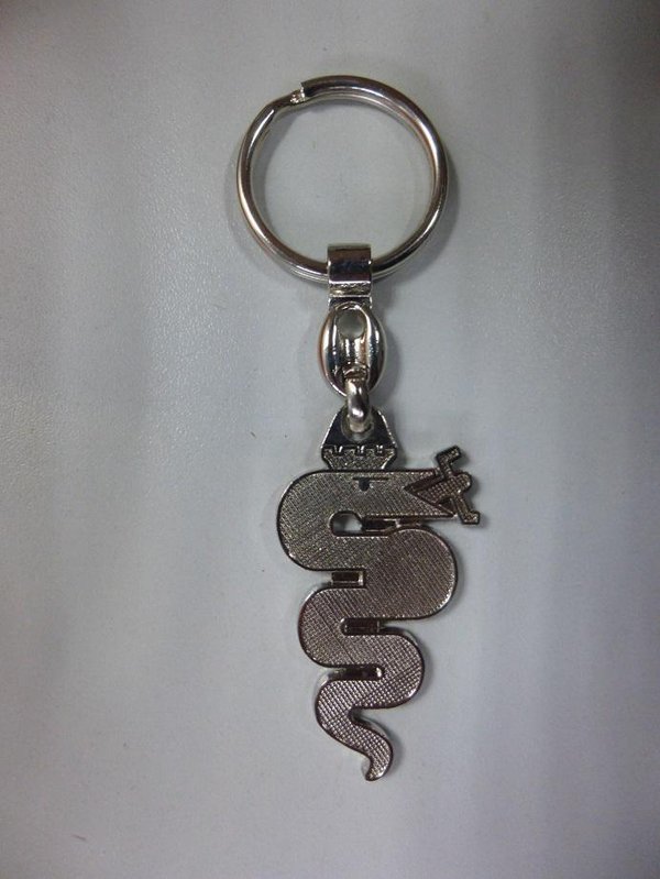 High quality Alfa Romeo keychain motif " yellow snake " NEW