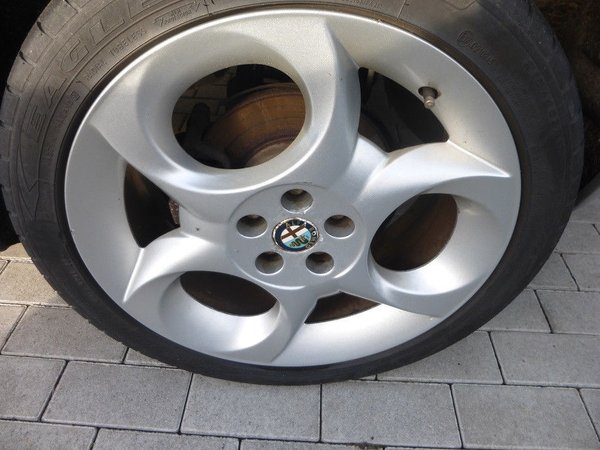 Original Alfa Romeo 147 GT 156 Spider GTV wheels / aluminum rims 7J x 17 H2