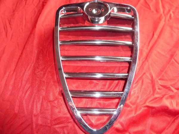 Alfa Romeo Bertone edges hood kidney / heart / grille NEW