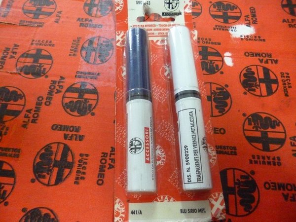 Original Alfa Romeo polish pen no. 5901243 Blu Sirio Met 441/A NEW
