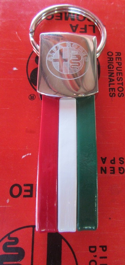 Alfa Romeo key chain tricolore chrome steel with emblem NEW