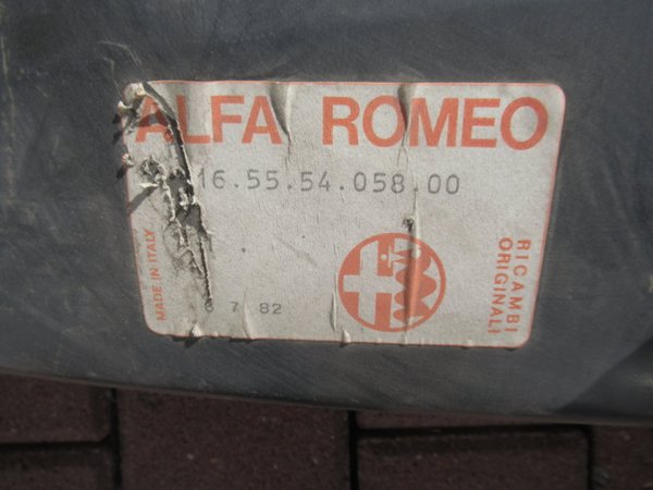 Original Alfa Romeo Alfetta Limousine 1. Serie 2,0 Kotflügel vorne rechts 116555405800 NEU